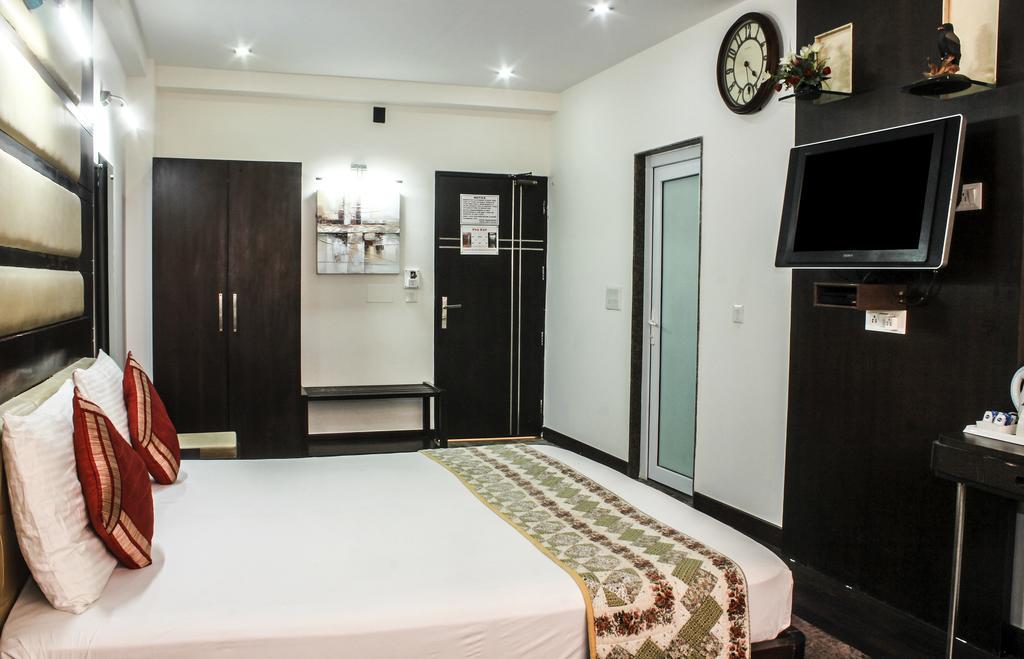 Hotel Arpit Palace Delhi  Eksteriør billede