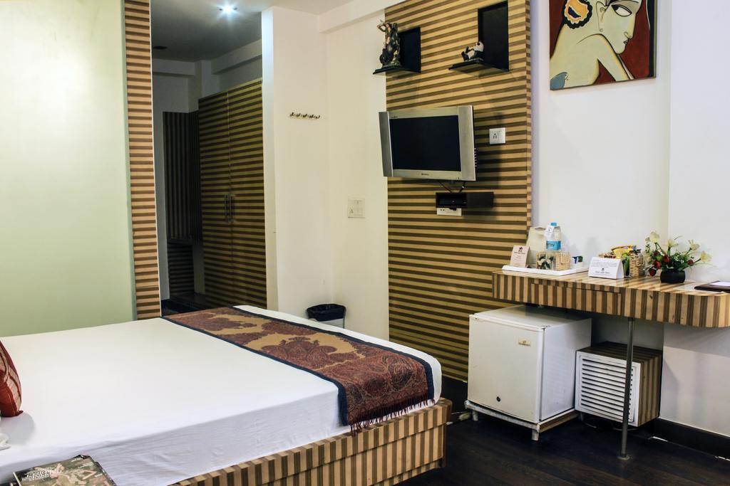 Hotel Arpit Palace Delhi  Eksteriør billede
